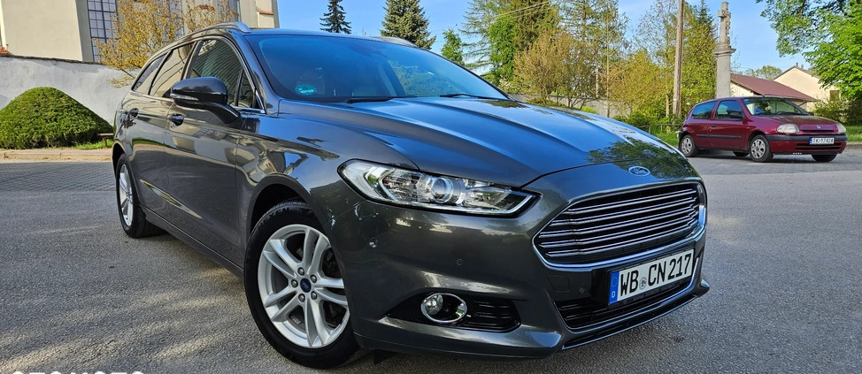 Ford Mondeo cena 47900 przebieg: 203500, rok produkcji 2016 z Chojnów małe 326